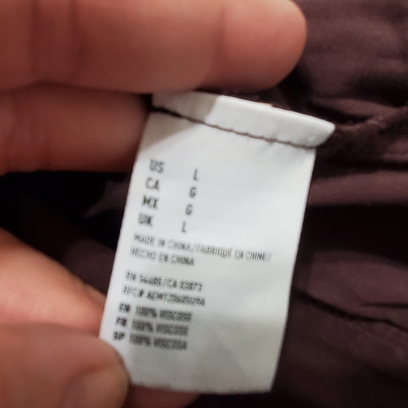 American Eagle AEO Maroon Red Purple Relaxed Fit Distressed Joggers Pants Large - Picture 8 of 9